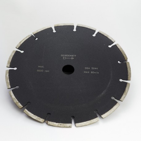 Disque diamanté diametre 230 mm pour asphalte / beton / materiaux abrasifs